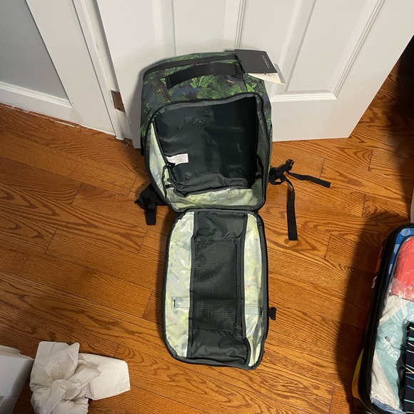 Timbuk2 Jungle Pattern Backpack - Picture 4 of 5